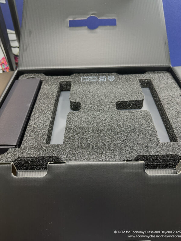 NASsync 4800 accessories with a black foamy surface