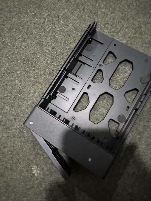 UGreen NAS Drive blank