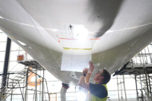 AeroSHARK installation - Image, BASF/Lufthansa Technik