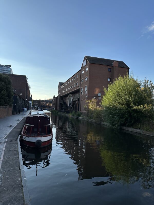 The Birmingham Canal Old Line, heading towards Black Sabbath Bridge 