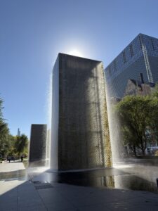 a water fountain in a park