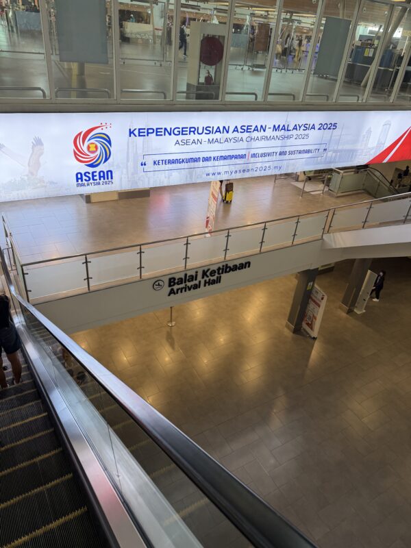 an escalator in a building