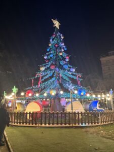 Ride the Christmas Tree - not the teacups - Pidegon Park, Birmingham