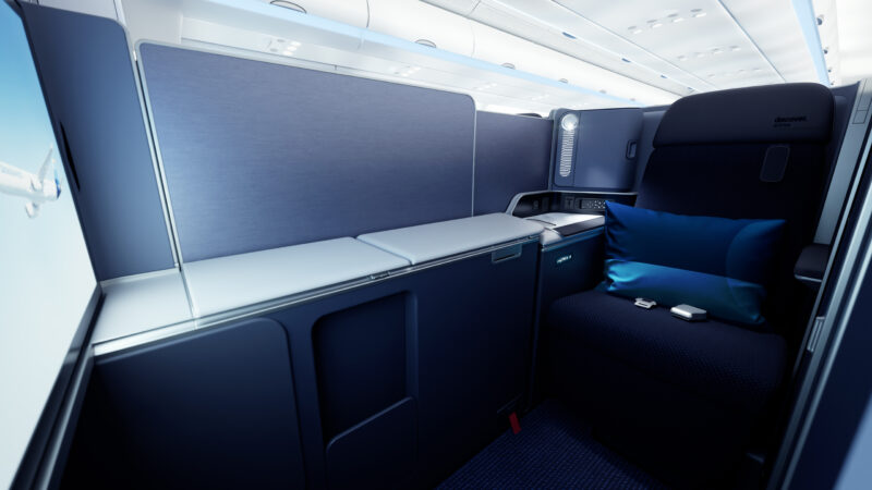 Discover Airlines - Ocean Blue - Business CLass Suite - Image, Discover Airlines