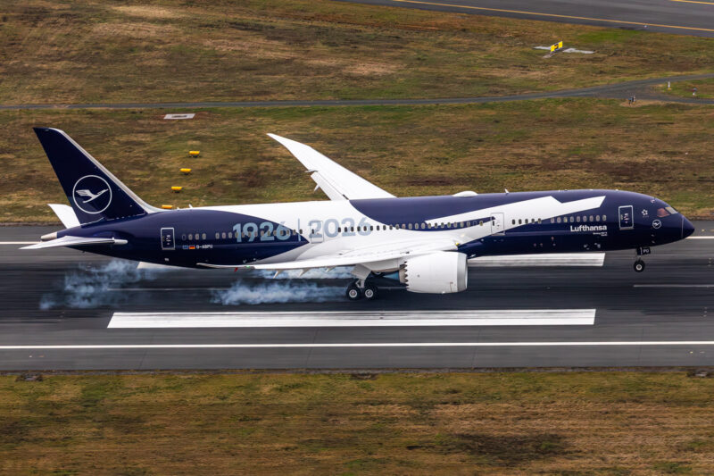 Lufthansa Boeing 787 in LH100 livery - Image, Lufthansa