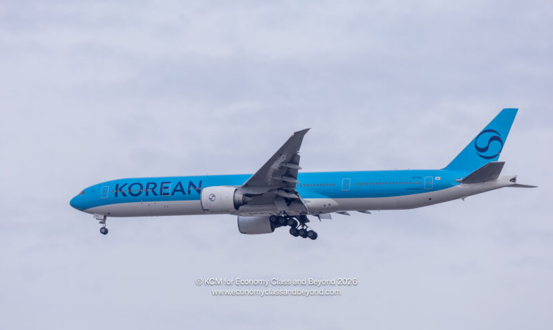 Korean Air Boeing 777-300ER (new house colours), Image, Economy Class and Beyond