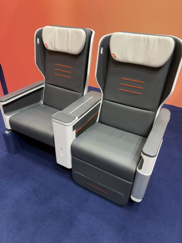 Expliseat lauches TiSeat S - Image, Economy Class and Beyond