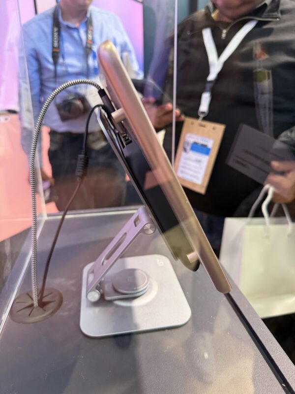 Thales launches FlytEdge Aura - Image, Economy Class and Beyond
