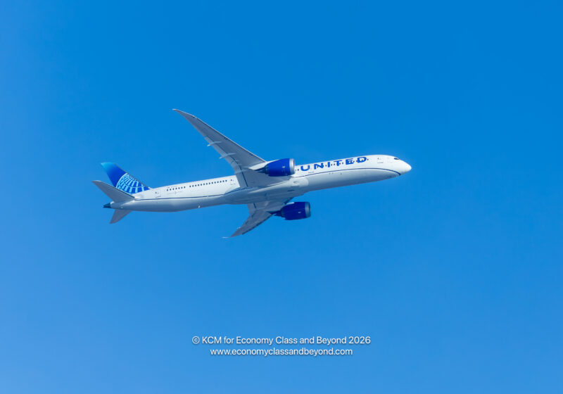 United Airlines Boeing 787-10 Climbing Out of Chicago O'Hare International - Image, Economy Class and Beyond