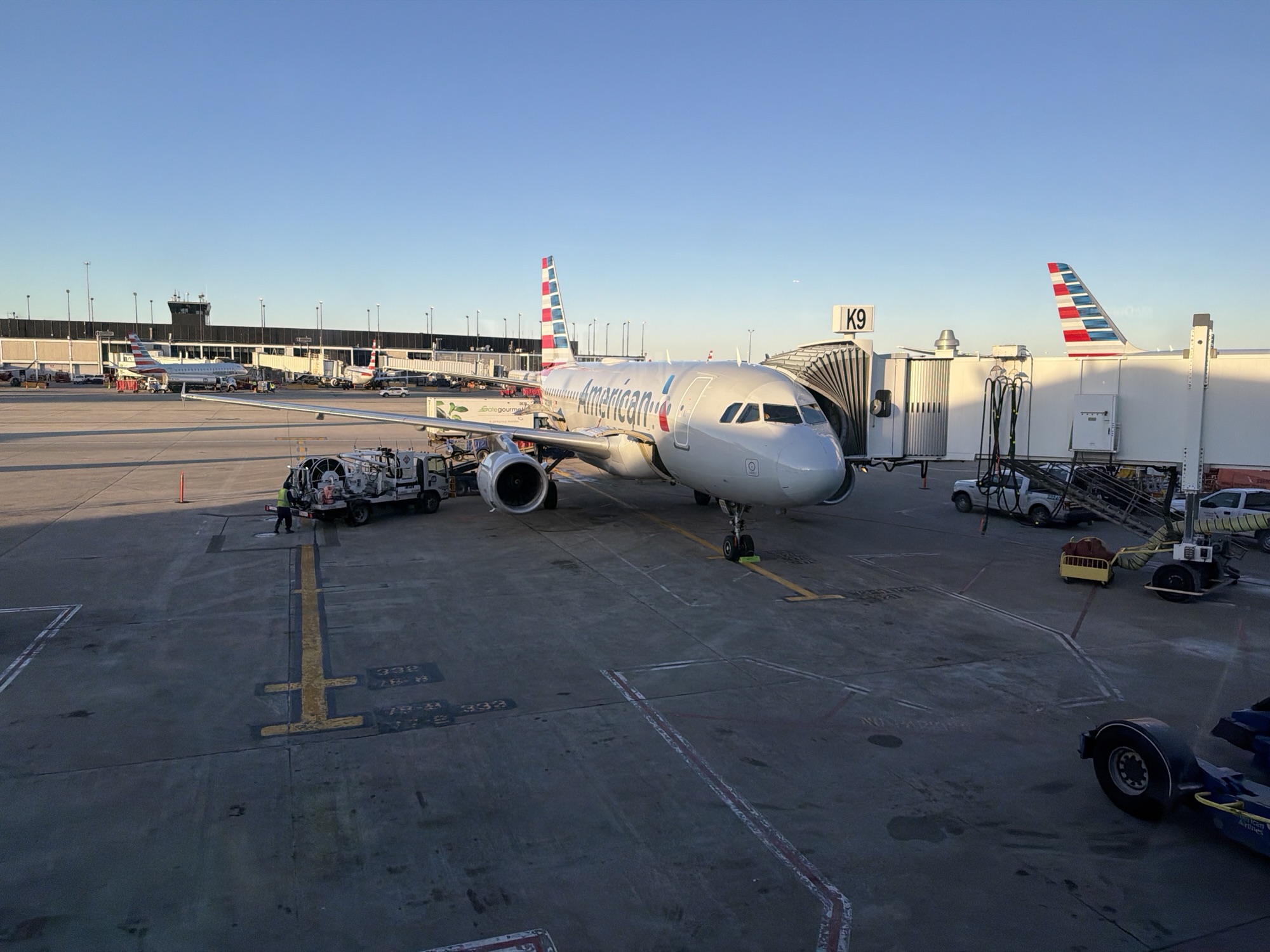 boardingarea.com - Kevincm - SNAPSHOT: American Airlines 882 Chicago to Atlanta (Main Cabin - Exit Row) - Economy Class & Beyond