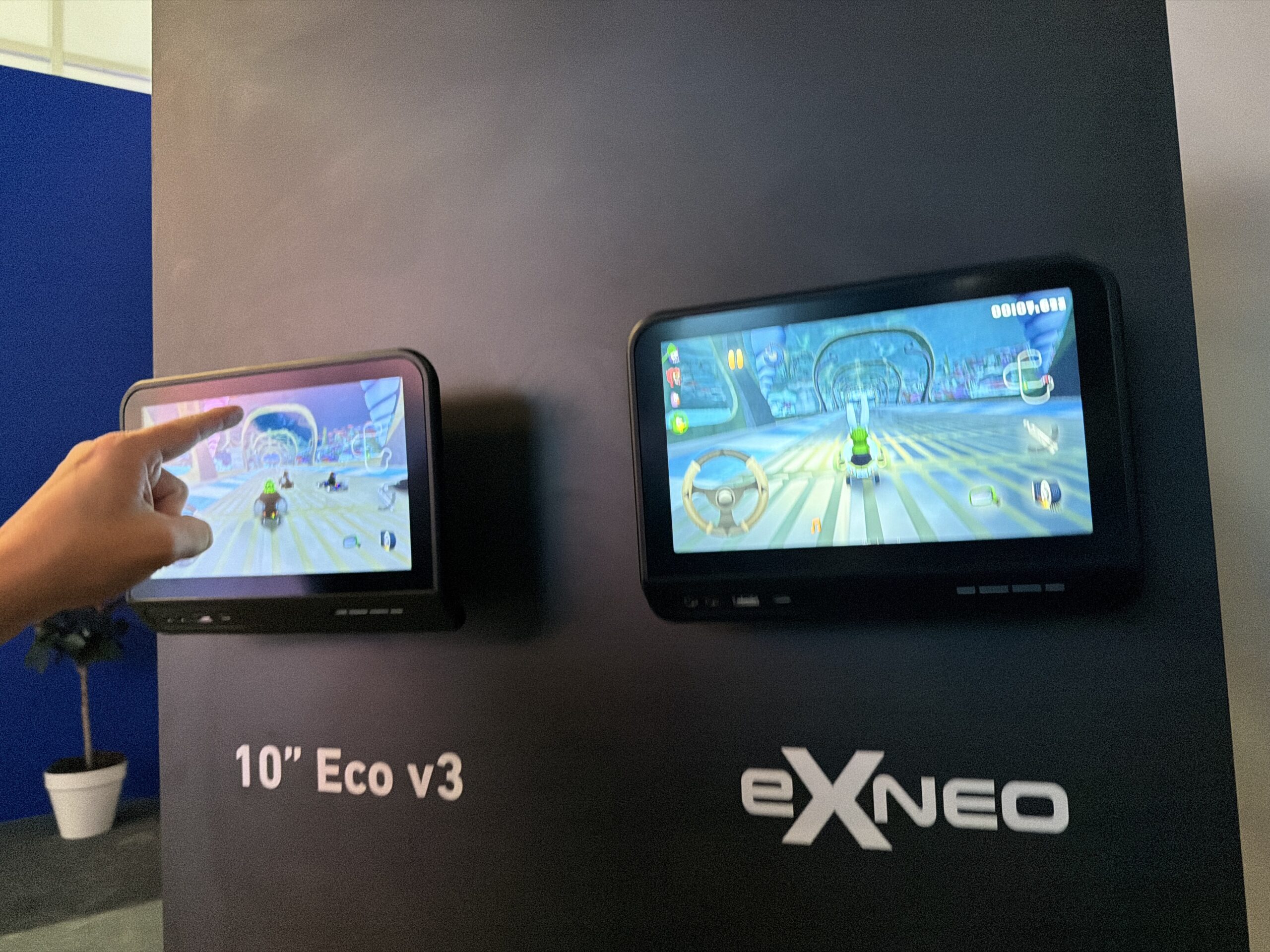 boardingarea.com - Kevincm - The Panasonic exNEO - Upgrading an airlines inflight experiance - Economy Class & Beyond