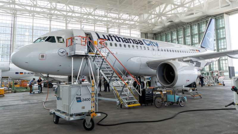 Lufthans City Airline A319 with the New Generation of AeroShark film -Image, Lufthansa